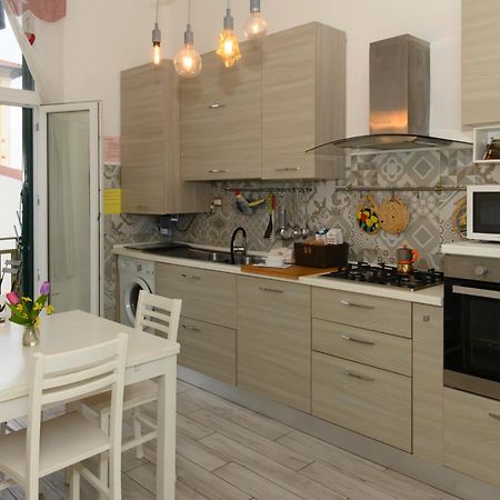 Апартаменты Silvia'S House Марина-ди-Пиза Экстерьер фото
