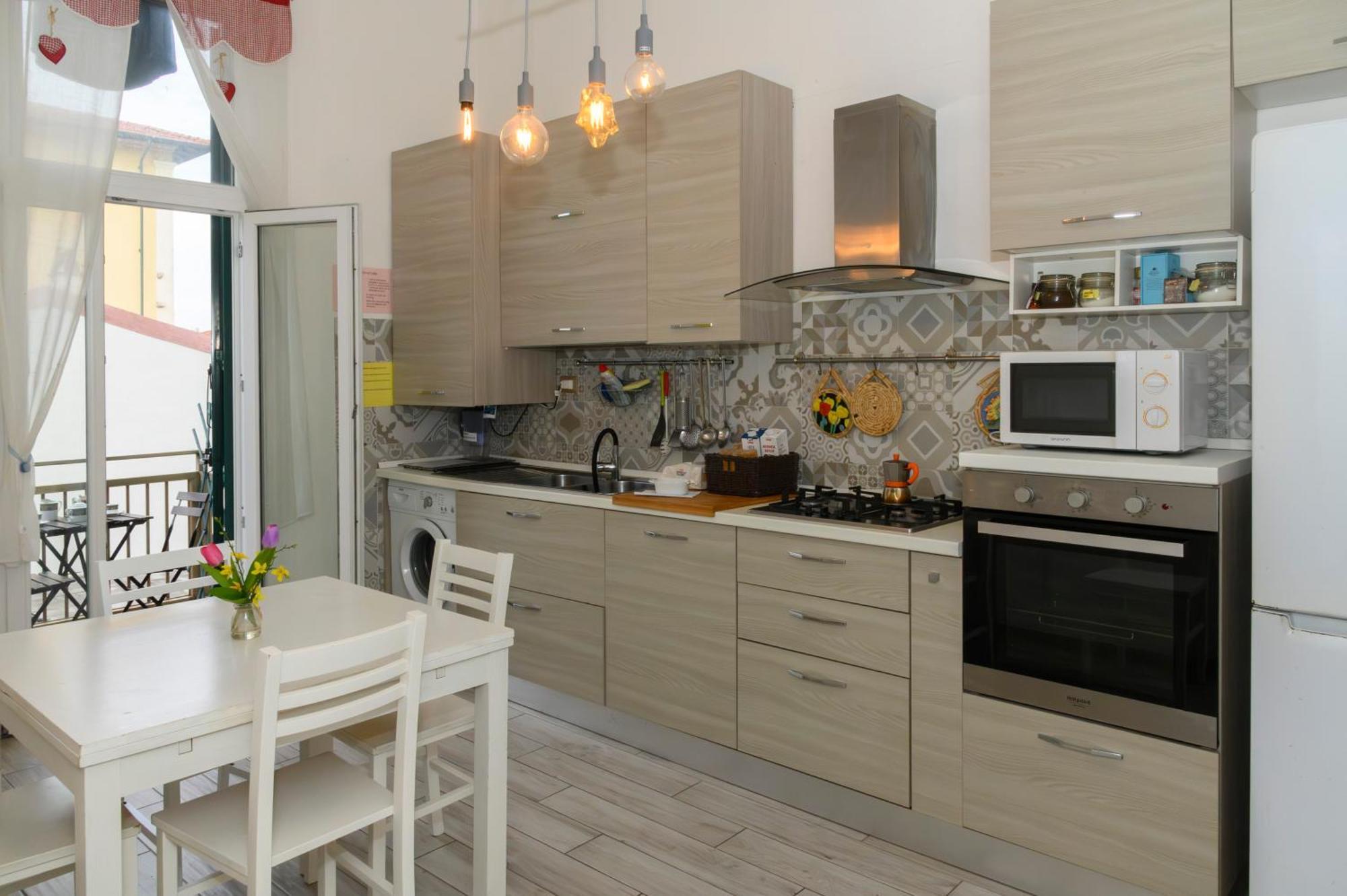 Апартаменты Silvia'S House Марина-ди-Пиза Экстерьер фото